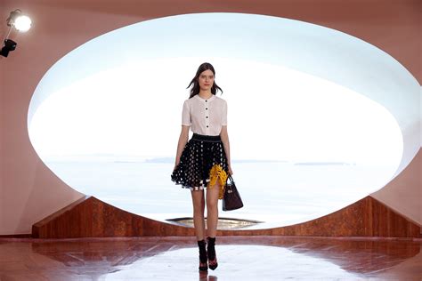 dior cruise 2016 show|christian dior's latest collection.